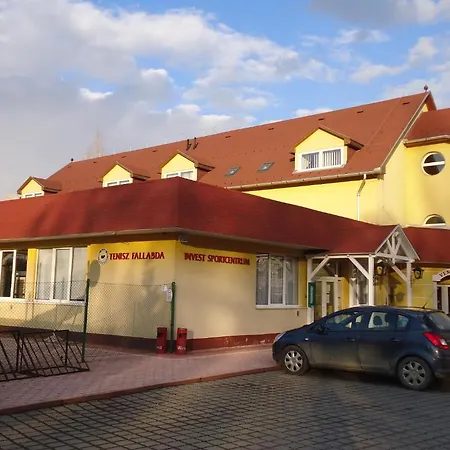 Bed & Breakfast Invest Vendeghaz *