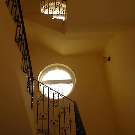 Bed and breakfast Invest Eger