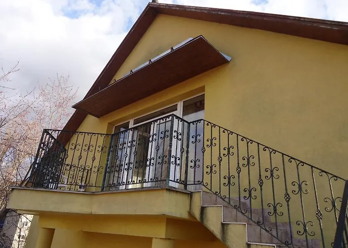 Invest Bed and breakfast 3*